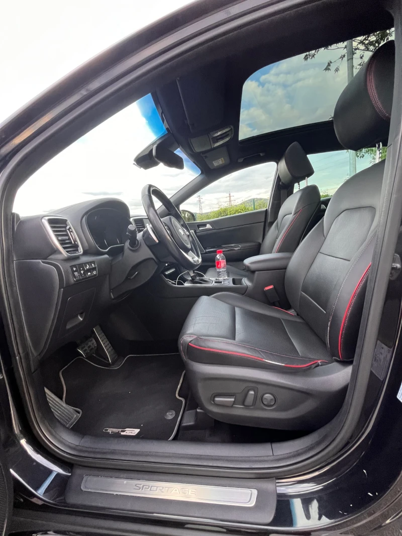 Kia Sportage, снимка 9 - Автомобили и джипове - 52649065