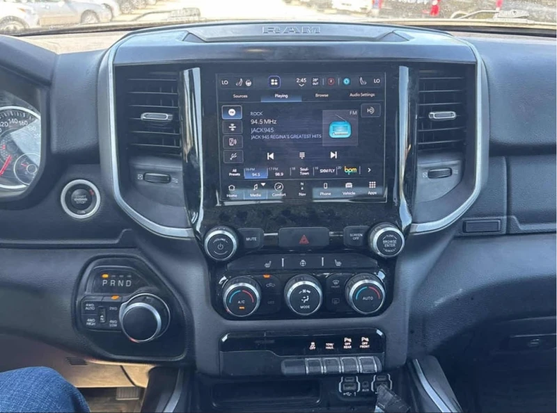 Dodge RAM 1500 2022 BIG HORN 5.7 * БЕЗ ПЪРВОНАЧАЛНА ВНОСКА* , снимка 10 - Автомобили и джипове - 52813659