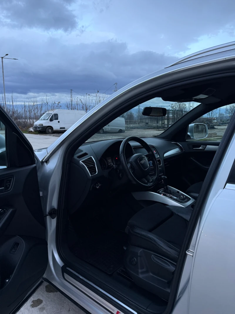 Audi Q5, снимка 9 - Автомобили и джипове - 53357511