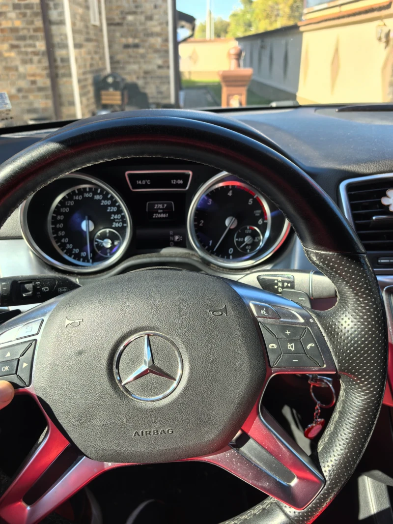 Mercedes-Benz ML, снимка 15 - Автомобили и джипове - 53394936