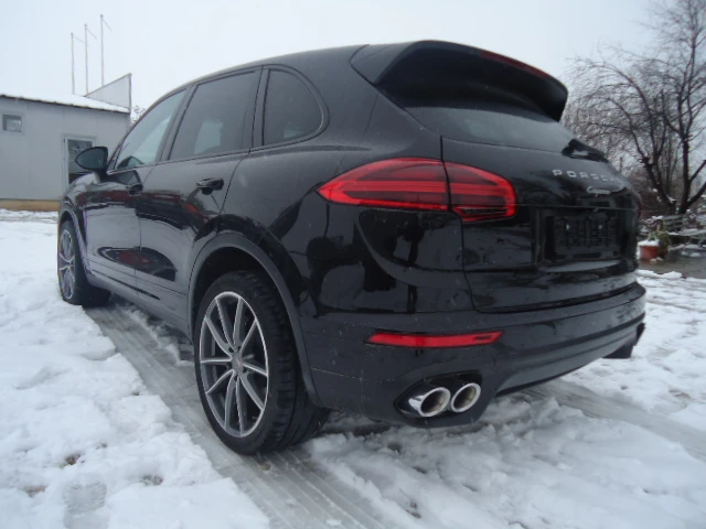 Porsche Cayenne PLATINUM EDITION, снимка 3 - Автомобили и джипове - 48666894