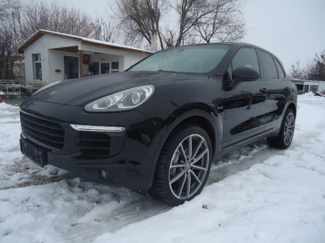 Porsche Cayenne PLATINUM EDITION, снимка 2 - Автомобили и джипове - 48666894