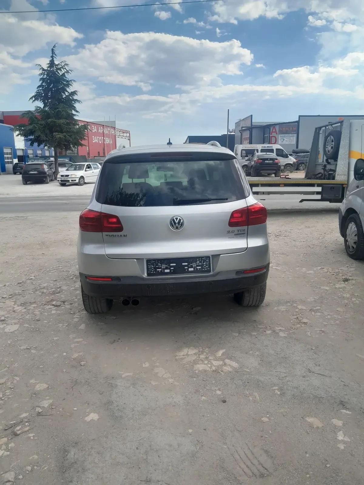 VW Tiguan 2.0 D 4x4  - изображение 5