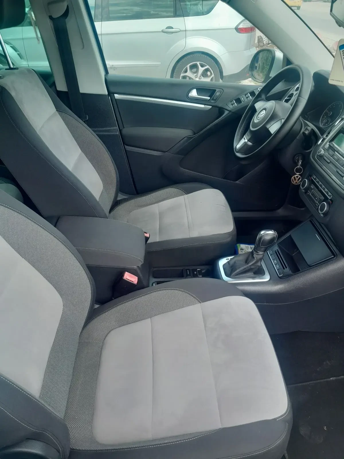 VW Tiguan 2.0 D 4x4  - изображение 7