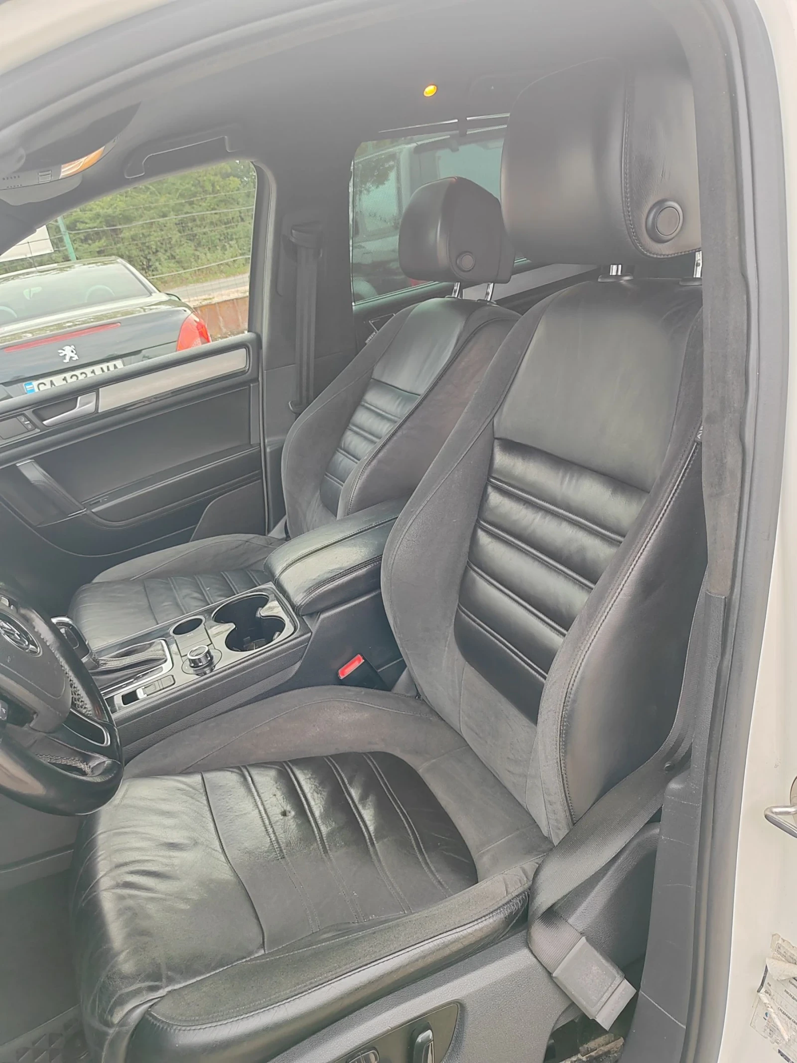 VW Touareg 3.0, 204к.с. - изображение 8