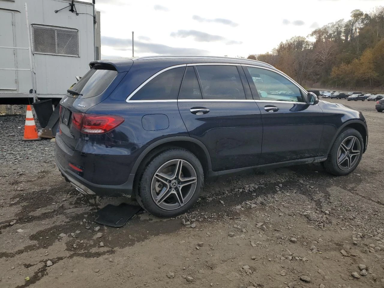 Mercedes-Benz GLC 300 * 4MATIC*  - изображение 4