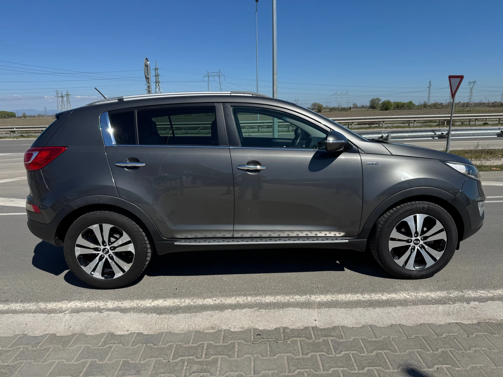 Kia Sportage DIESEL 4X4, снимка 4 - Автомобили и джипове - 54149905