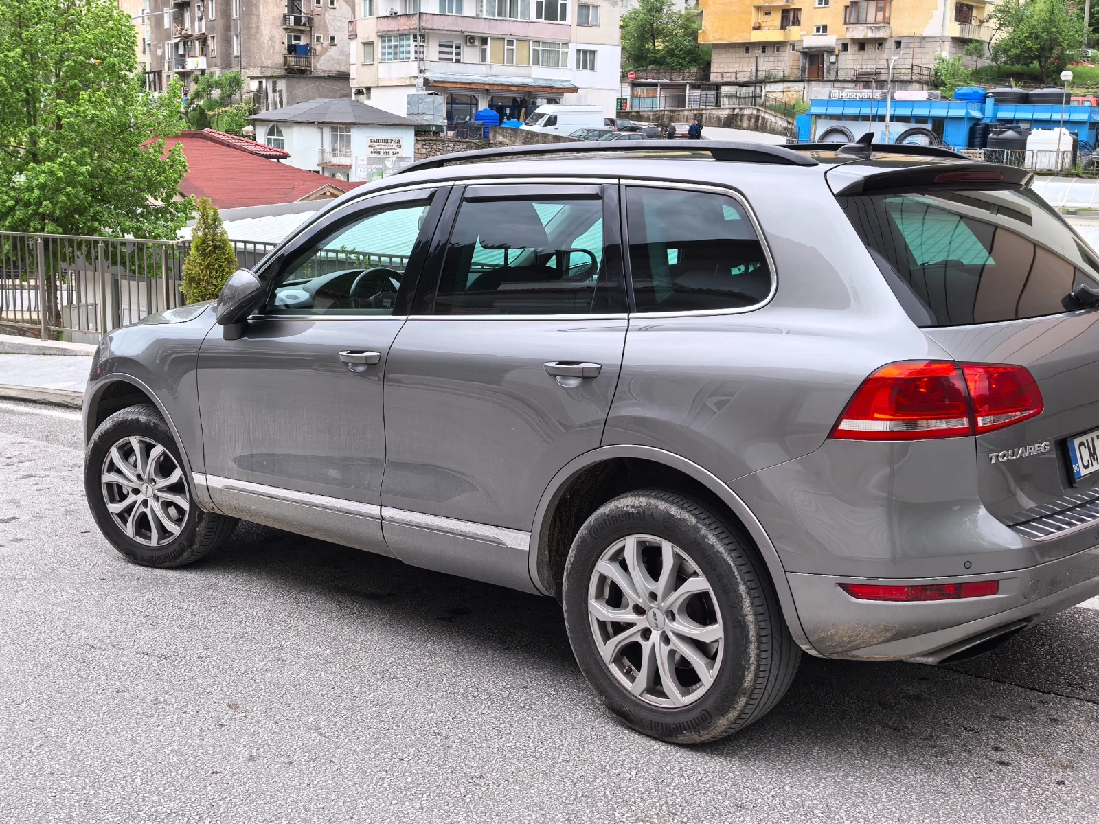VW Touareg, снимка 7 - Автомобили и джипове - 54645091