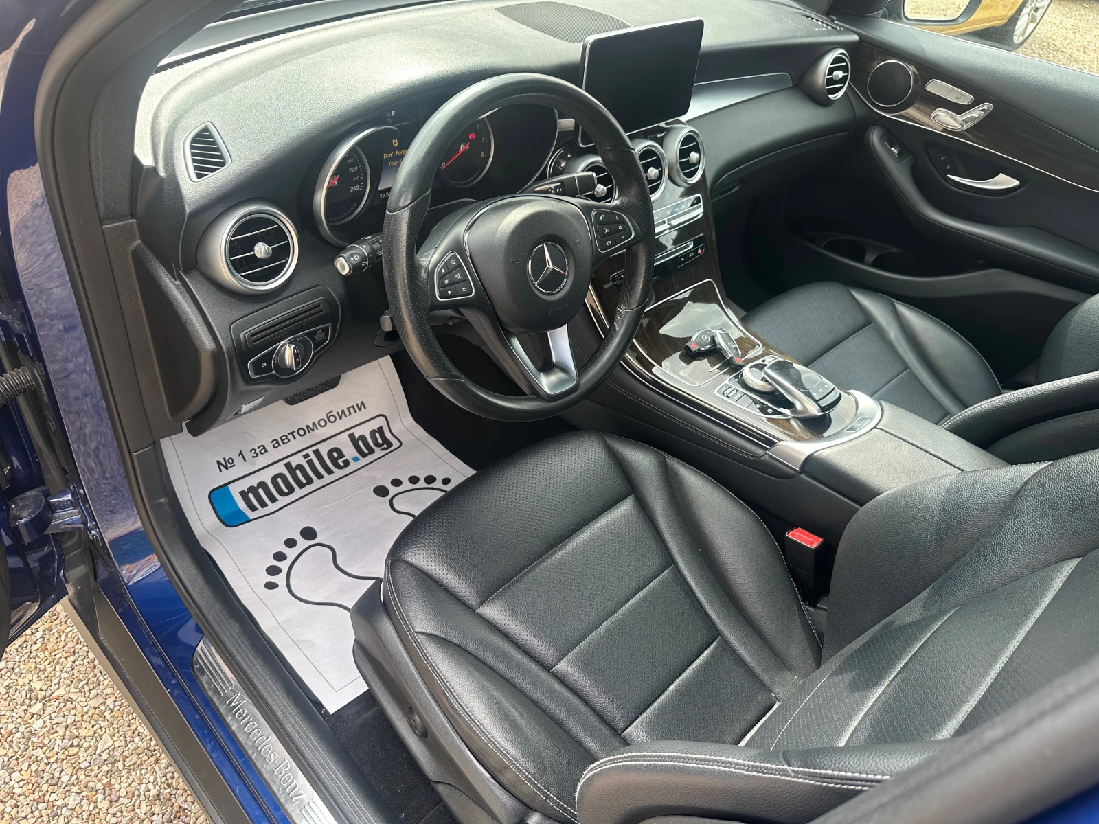 Mercedes-Benz GLC 300 300i КАТО НОВА, снимка 10 - Автомобили и джипове - 55811447