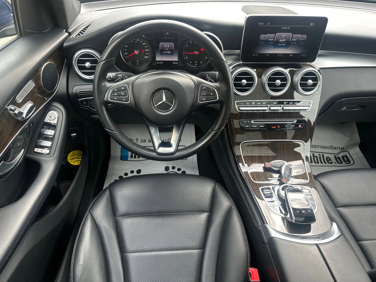 Mercedes-Benz GLC 300 300i КАТО НОВА, снимка 11 - Автомобили и джипове - 55811447
