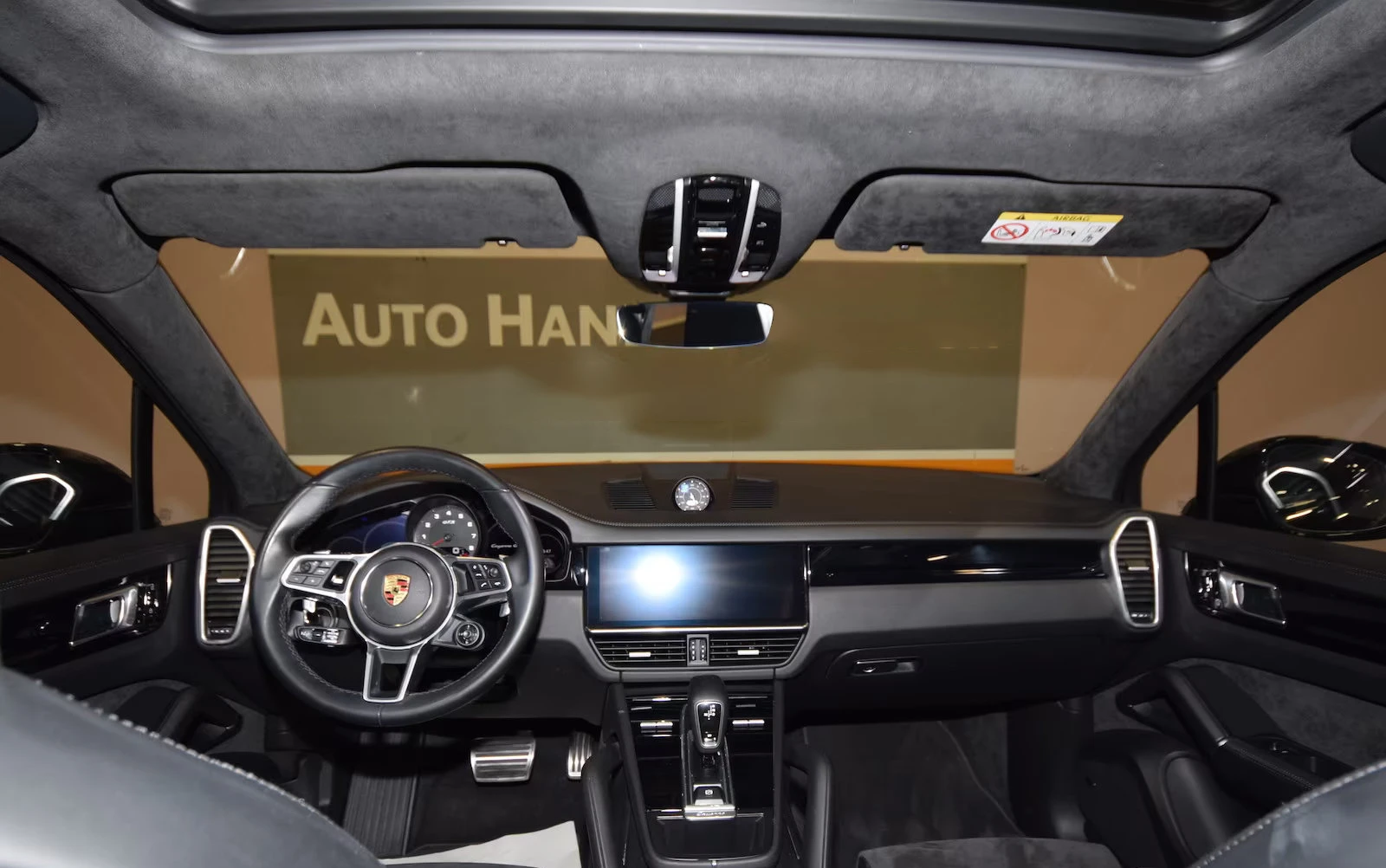 Porsche Cayenne GTS/460HP/PANO/360/ACC/BOSE/KLESS/860z, снимка 11 - Автомобили и джипове - 55939579