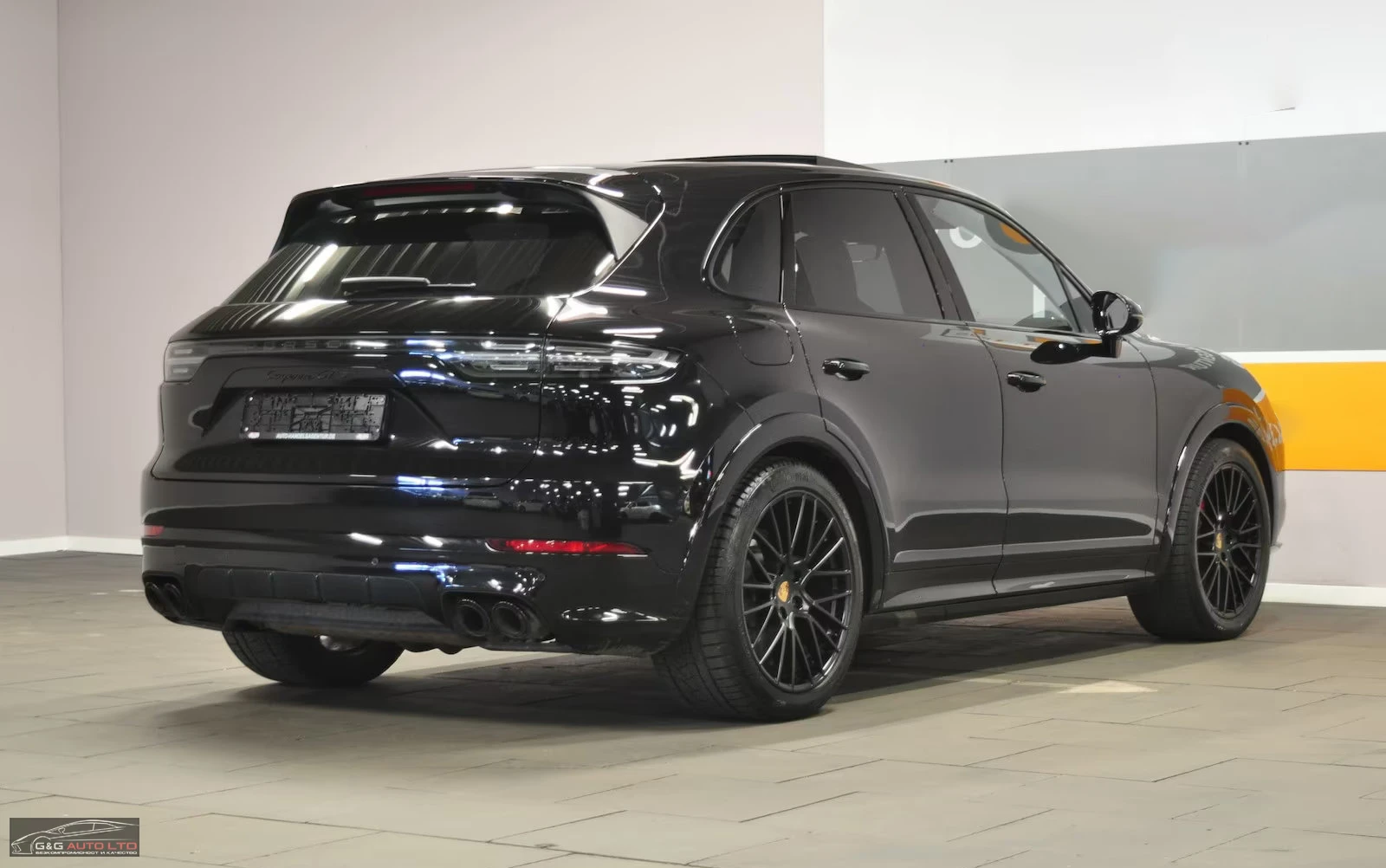 Porsche Cayenne GTS/460HP/PANO/360/ACC/BOSE/KLESS/860z, снимка 8 - Автомобили и джипове - 55939579