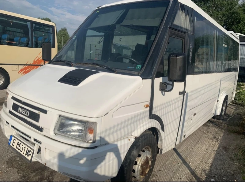 Iveco Daily, снимка 3 - Бусове и автобуси - 49506753