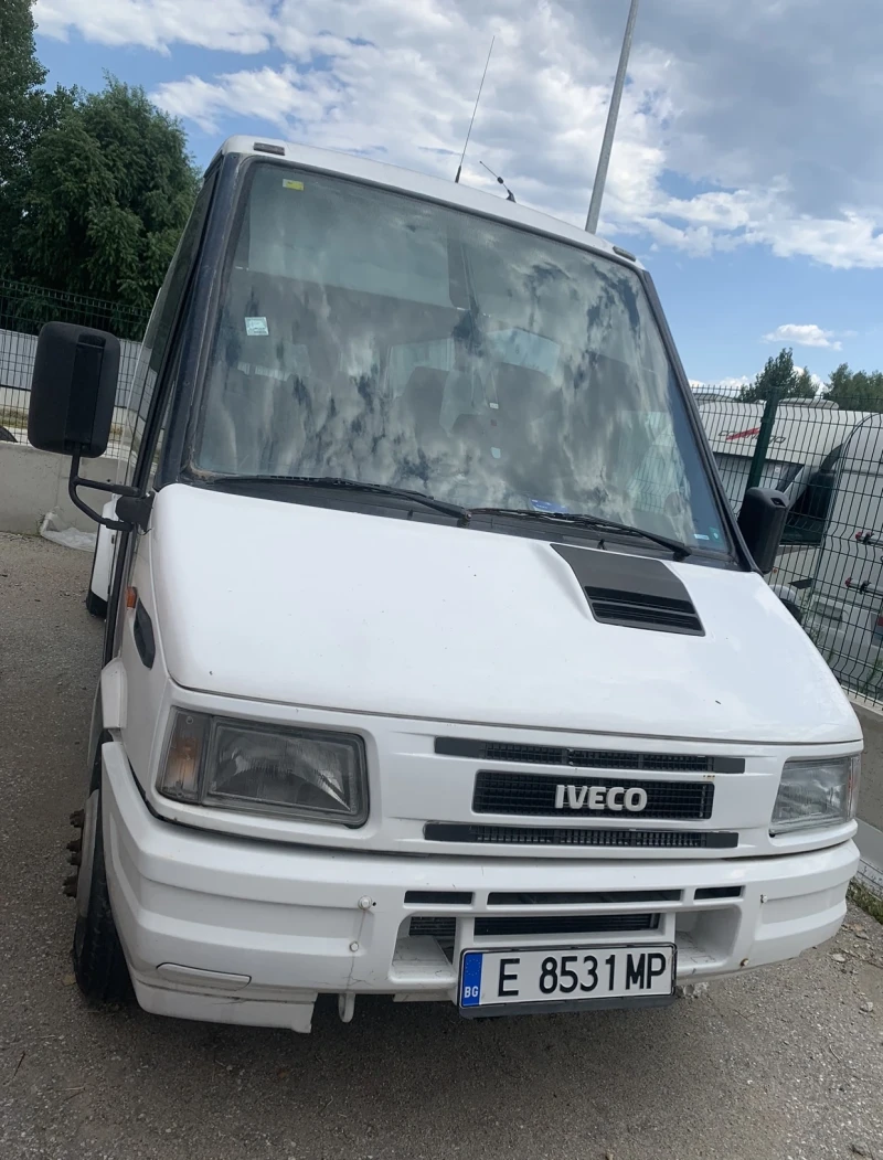 Iveco Daily, снимка 1 - Бусове и автобуси - 48509883