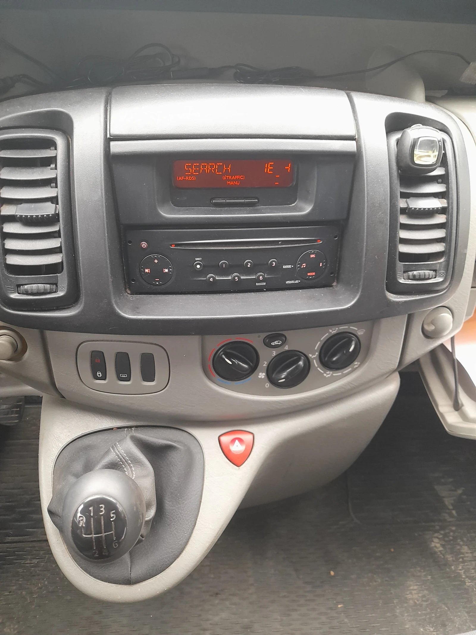 Renault Trafic 1.9 - изображение 9
