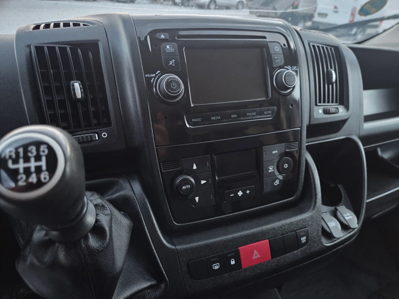 Fiat Ducato Хладилен, Тръбов път, Клима, ЕВРО 6, снимка 12 - Бусове и автобуси - 54623503