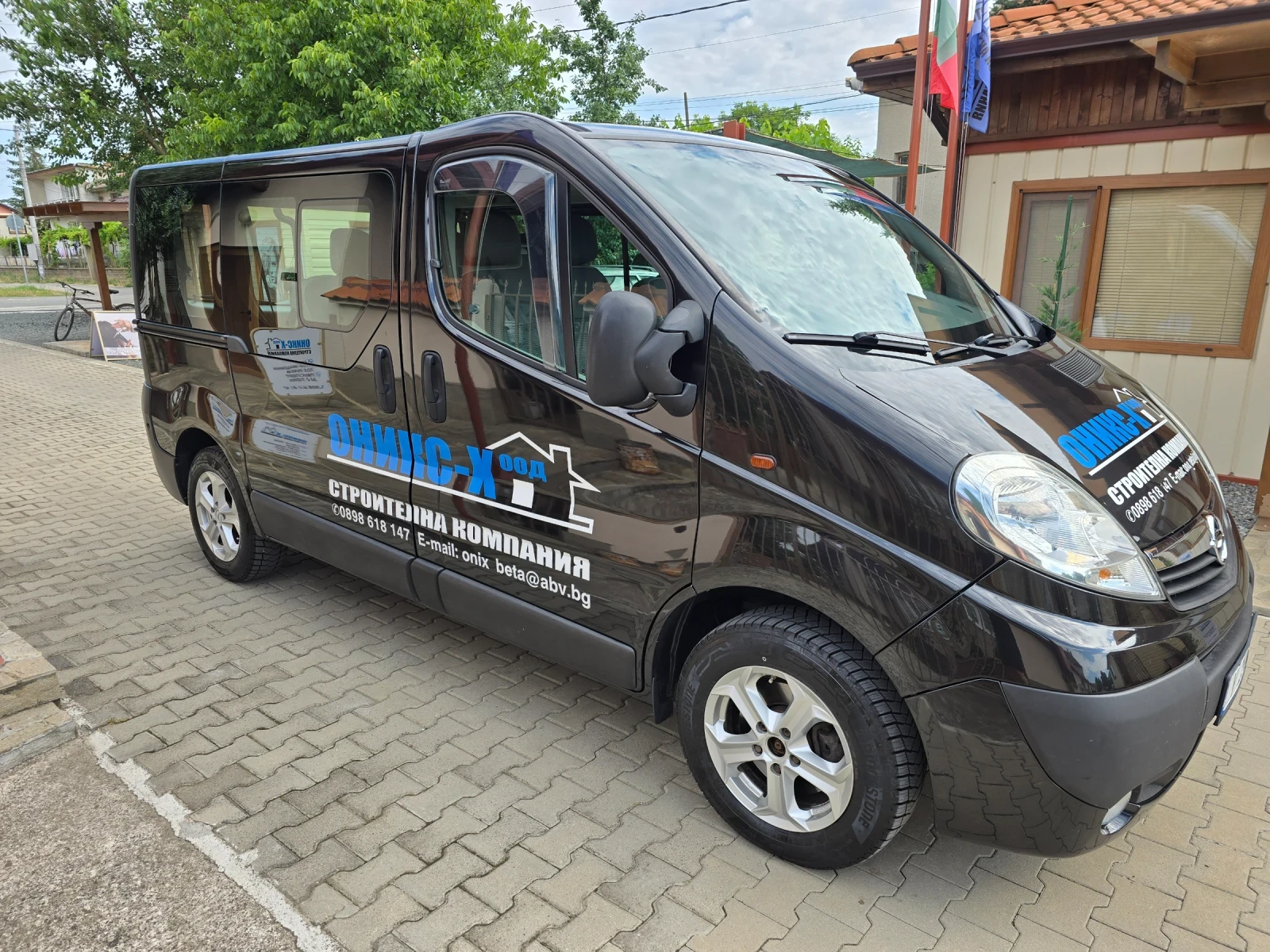 Opel Vivaro, снимка 2 - Бусове и автобуси - 55249750
