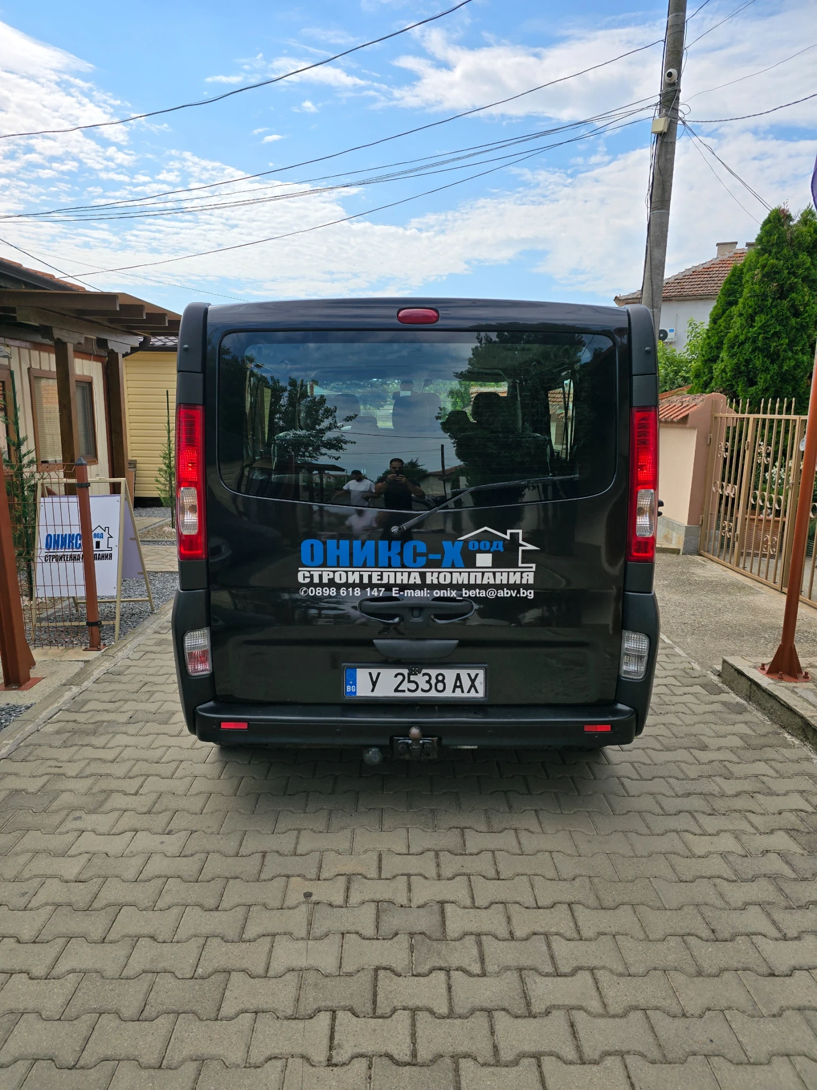 Opel Vivaro, снимка 4 - Бусове и автобуси - 55249750