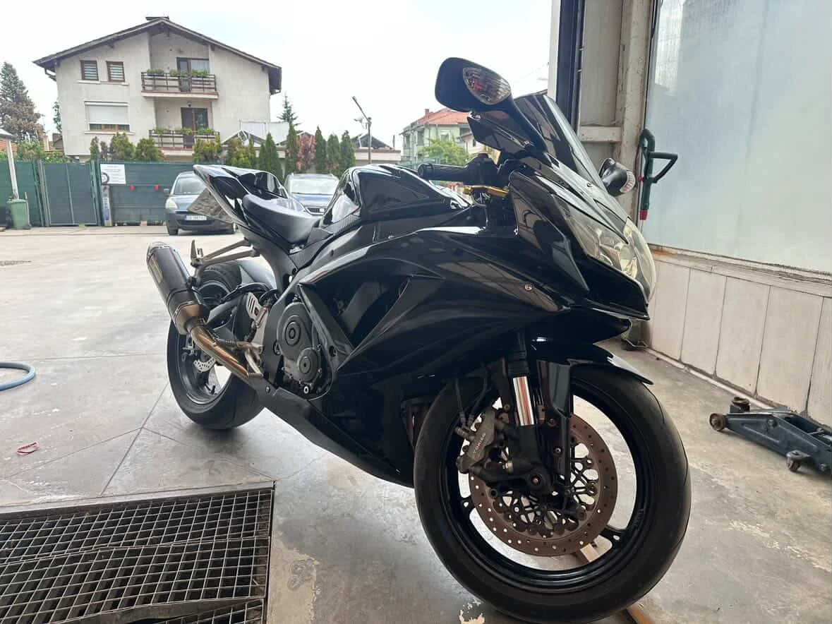 Suzuki Gsxr * 750* 