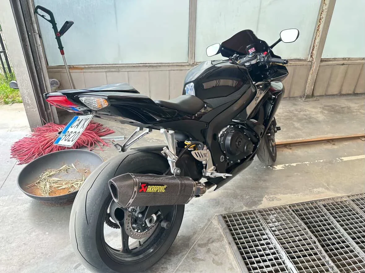 Suzuki Gsxr * 750* , снимка 2 - Мотоциклети и мототехника - 56273077