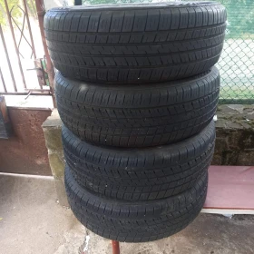 Гуми Зимни 235/60R18, снимка 1