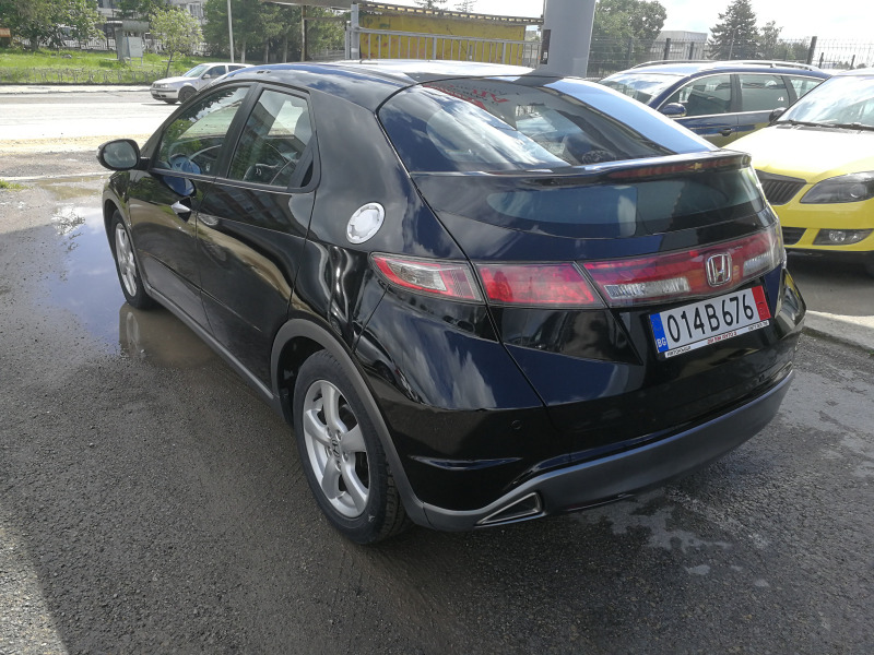 Honda Civic Бензин, снимка 4 - Автомобили и джипове - 45735885