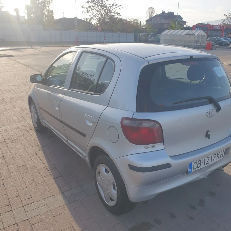 Toyota Yaris, снимка 4 - Автомобили и джипове - 47792611