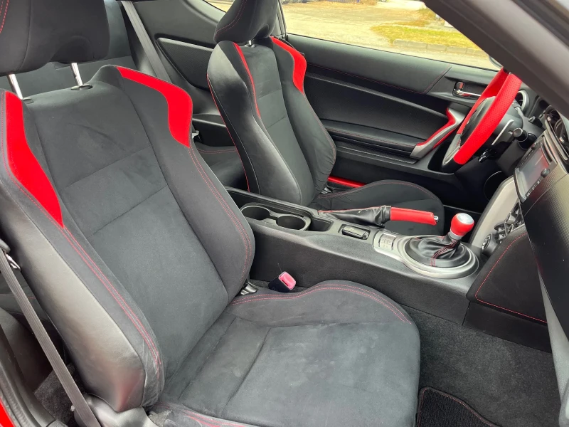 Toyota GT86 GT Top Full, снимка 10 - Автомобили и джипове - 47931324