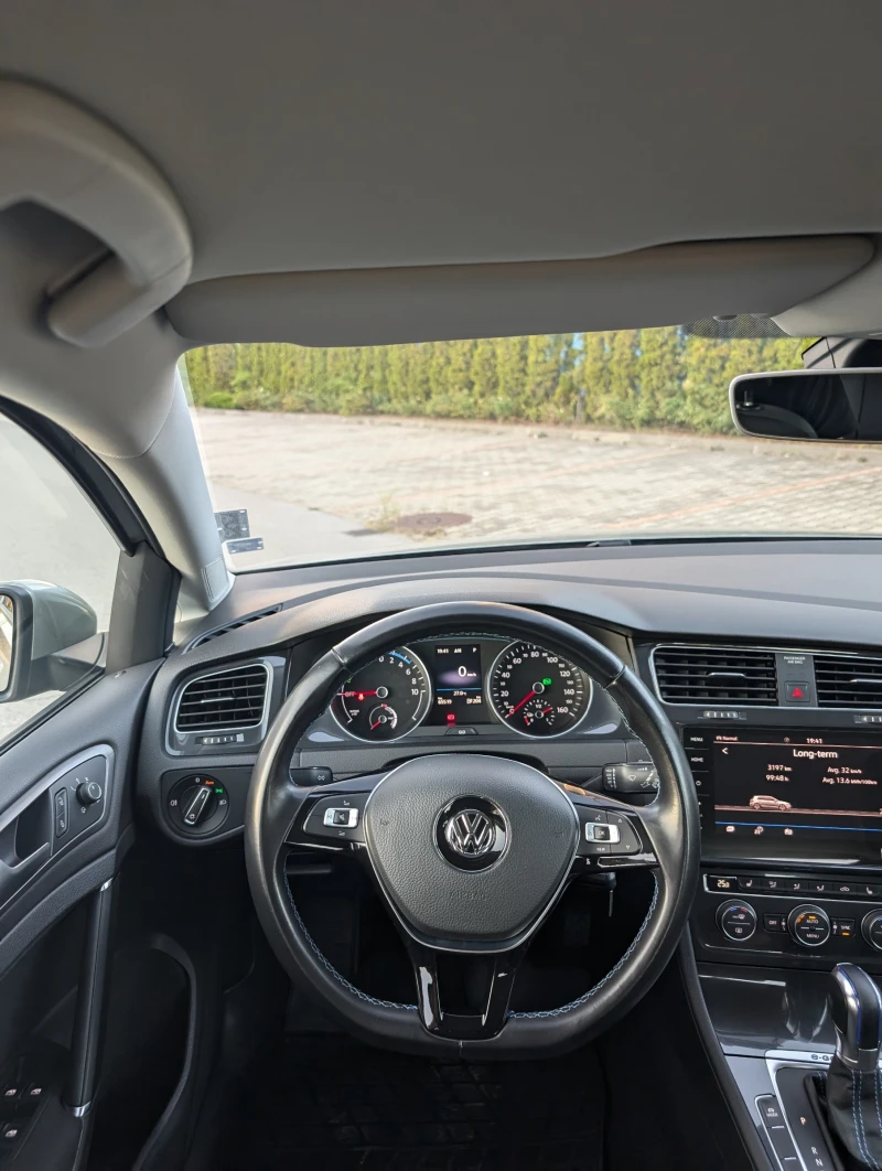 VW Golf e-Golf, снимка 11 - Автомобили и джипове - 48739574