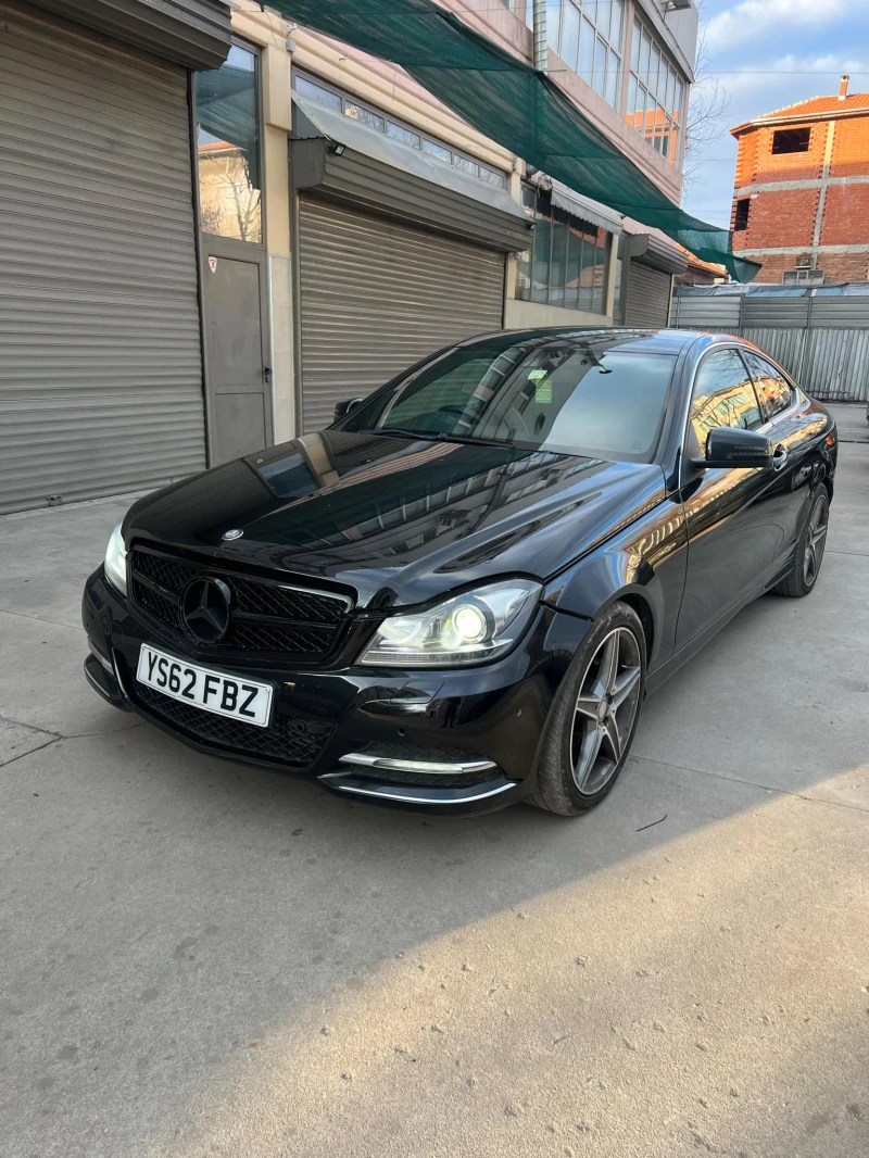 Mercedes-Benz C 250 AMG optic, снимка 3 - Автомобили и джипове - 52189336