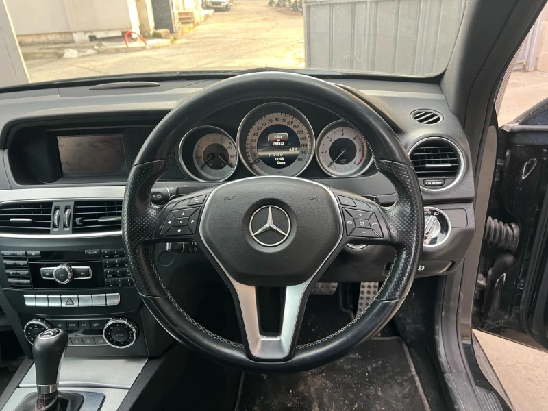 Mercedes-Benz C 250 AMG optic, снимка 8 - Автомобили и джипове - 52189336