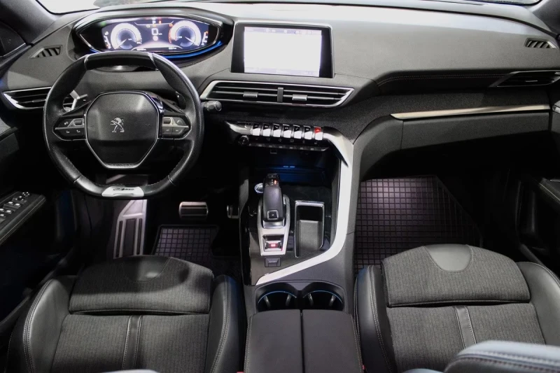Peugeot 3008 GT Line 1.6 бензин турбо , снимка 9 - Автомобили и джипове - 52305382