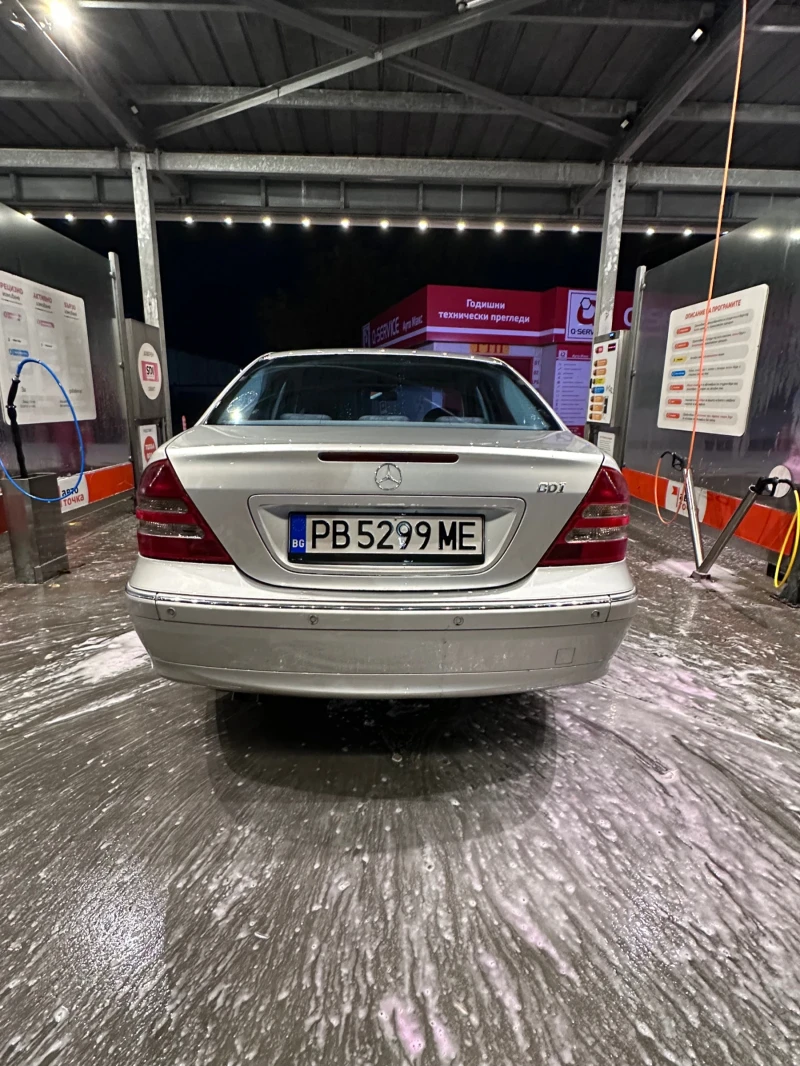 Mercedes-Benz C 200, снимка 4 - Автомобили и джипове - 52418008