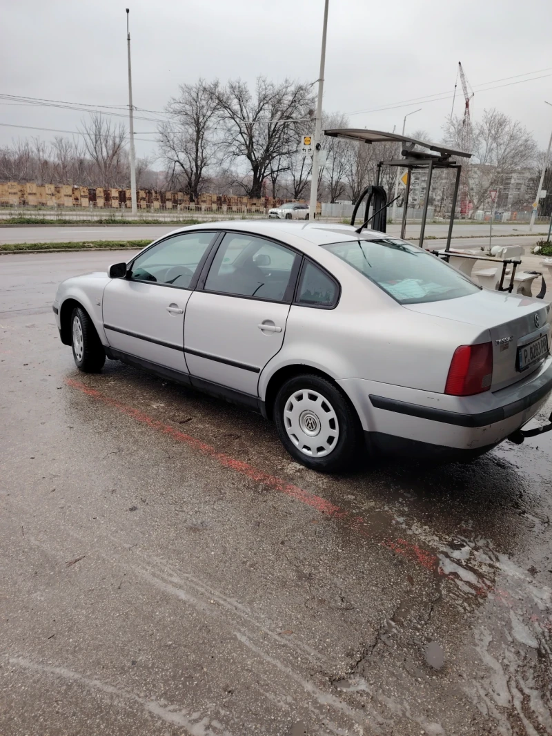 VW Passat 1.8 20v, снимка 3 - Автомобили и джипове - 52824117