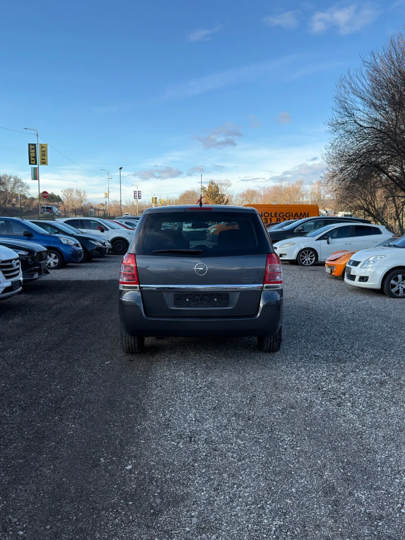 Opel Zafira 1.7 CDTi 7 Местен 106 692 км., снимка 5 - Автомобили и джипове - 53444535