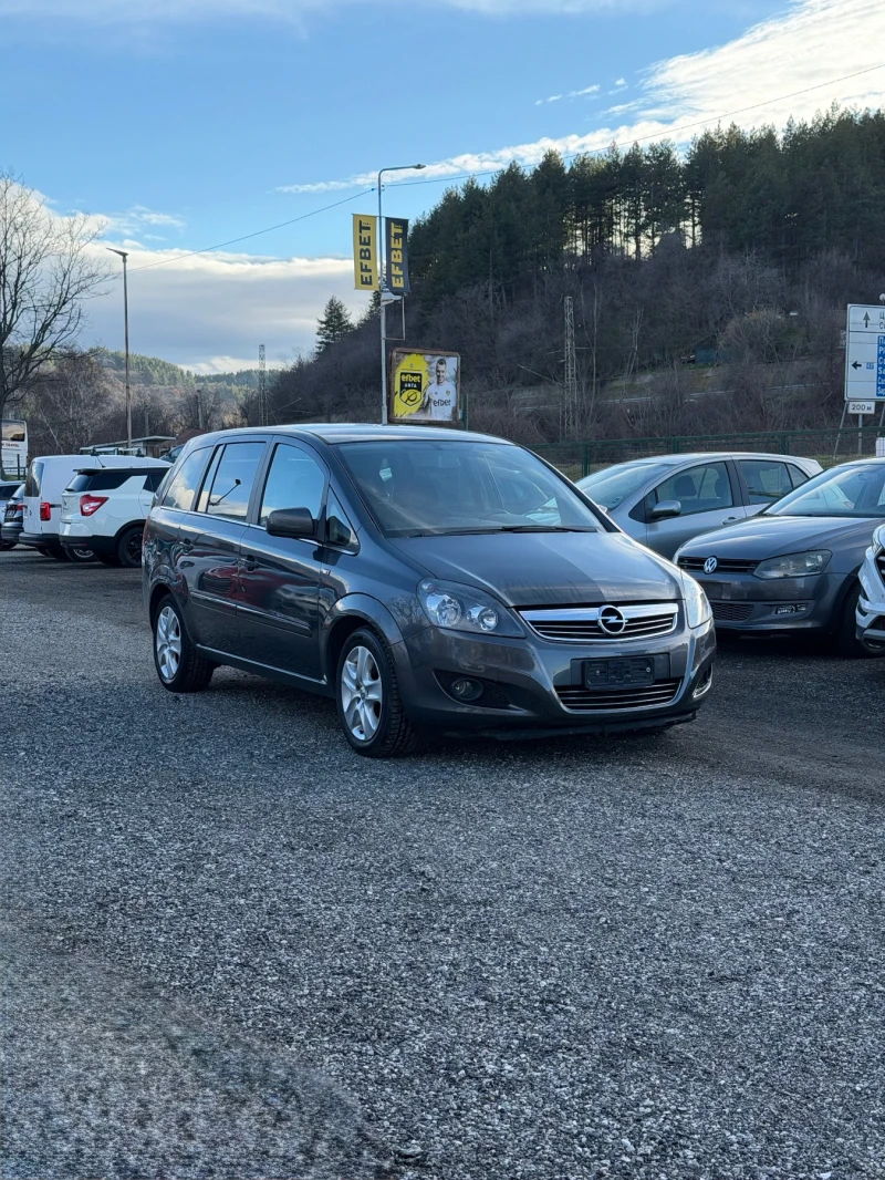 Opel Zafira 1.7 CDTi 7 Местен 106 692 км., снимка 3 - Автомобили и джипове - 53444535