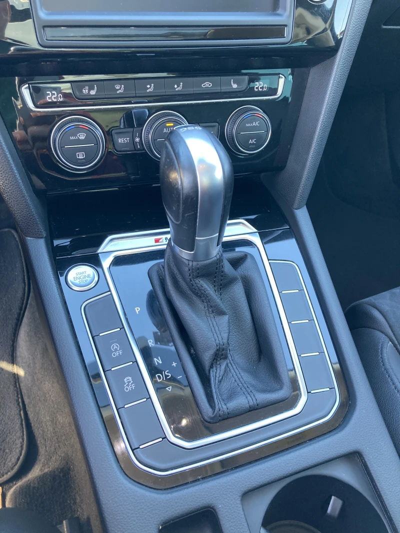 VW Passat Highline 2.0TDI SCR BMT 4MOTION, снимка 8 - Автомобили и джипове - 53469315