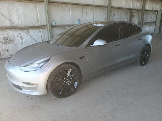 Tesla Model 3 СЕРВИЗНА ИСТОРИЯ, снимка 1 - Автомобили и джипове - 49008635