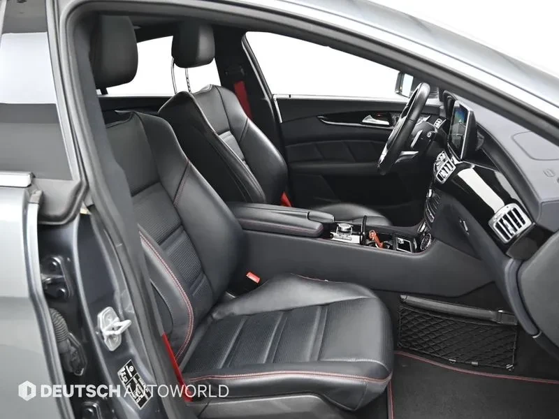 Mercedes-Benz CLS 400 W218 Cls400 Amg Line, снимка 10 - Автомобили и джипове - 55276259