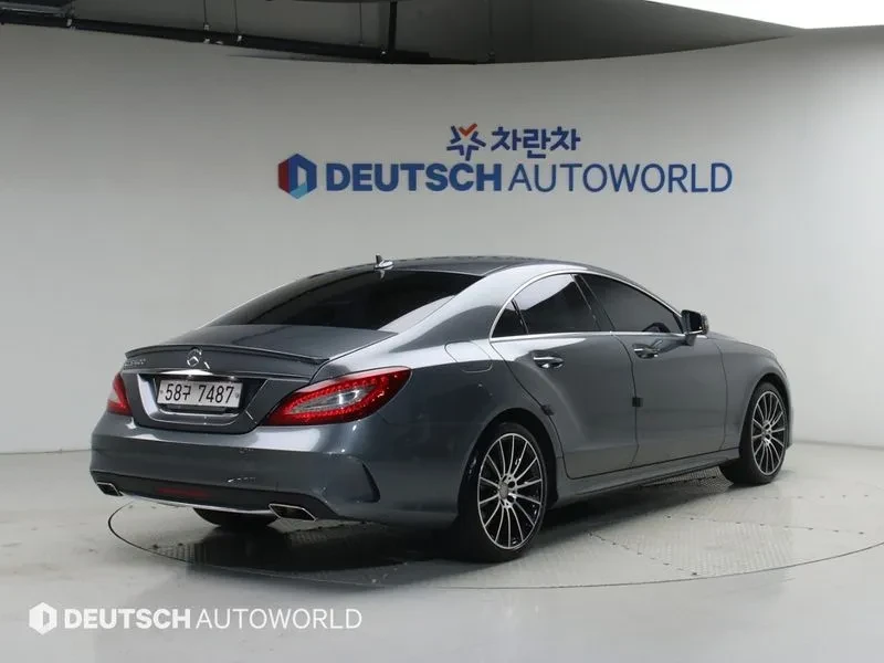Mercedes-Benz CLS 400 W218 Cls400 Amg Line, снимка 2 - Автомобили и джипове - 55276259