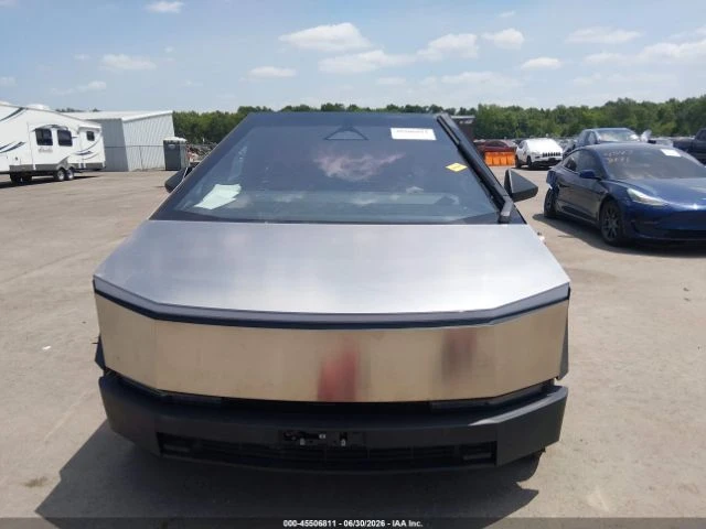 Tesla Cybertruck, снимка 2 - Автомобили и джипове - 55702883