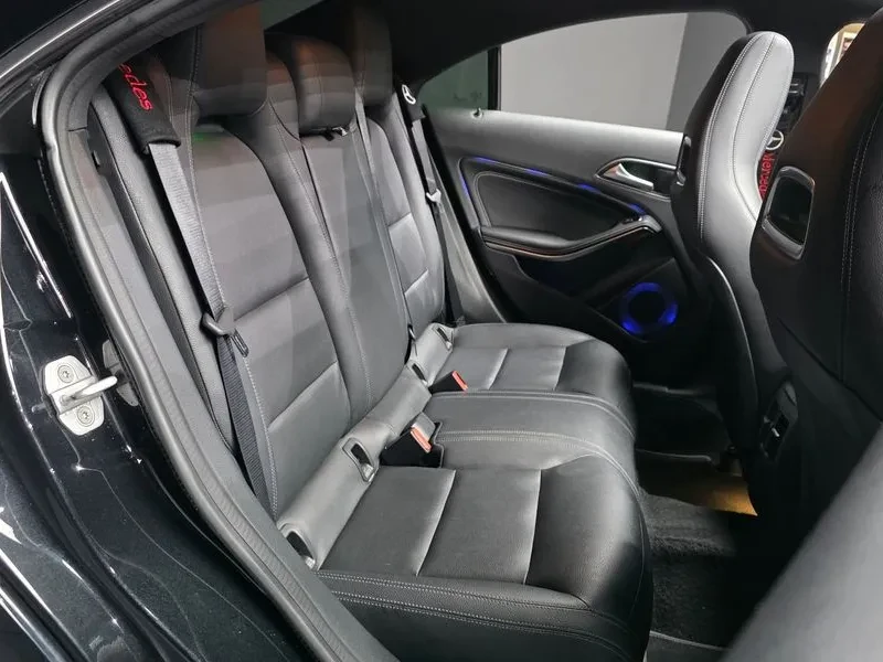 Mercedes-Benz CLA 250 4Matic, снимка 12 - Автомобили и джипове - 55738573