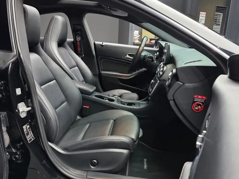 Mercedes-Benz CLA 250 4Matic, снимка 11 - Автомобили и джипове - 55738573
