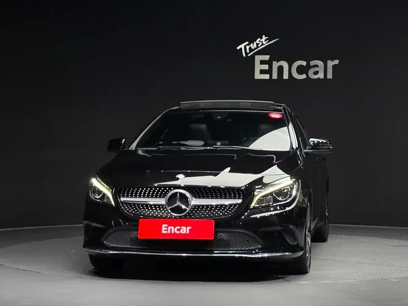 Mercedes-Benz CLA 250 4Matic, снимка 3 - Автомобили и джипове - 55738573
