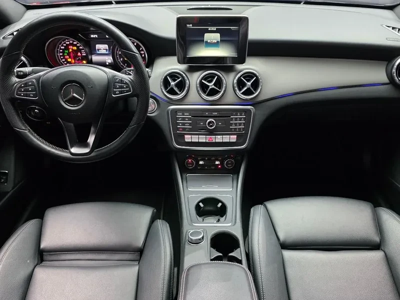 Mercedes-Benz CLA 250 4Matic, снимка 7 - Автомобили и джипове - 55738573