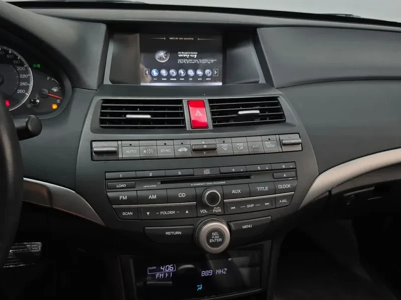 Honda Accord 2.4 8Th Generation, снимка 14 - Автомобили и джипове - 56020368