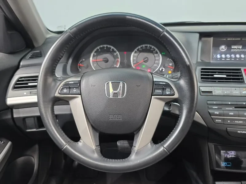 Honda Accord 2.4 8Th Generation, снимка 13 - Автомобили и джипове - 56020368