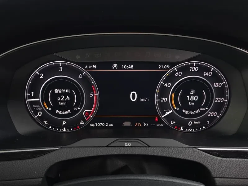 VW Arteon 2.0 Tdi Premium, снимка 16 - Автомобили и джипове - 56652210