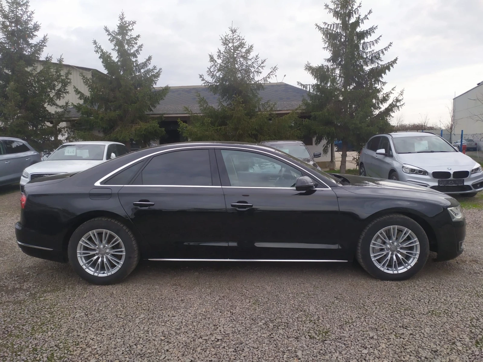 Audi A8 4.0TFSI V8quattro435к.с - изображение 8