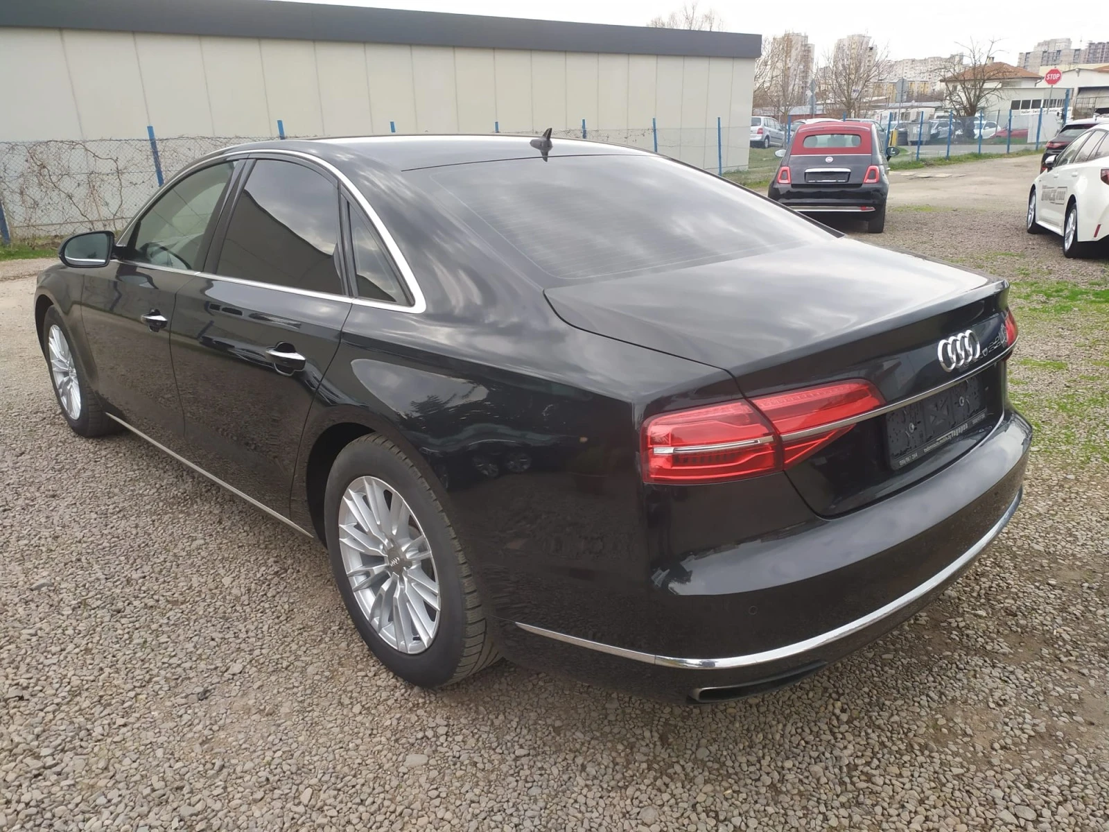 Audi A8 4.0TFSI V8quattro435к.с - изображение 4